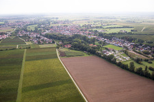 District Ingenheim in Billigheim-Ingenheim in the state Rhineland-Palatinate, Germany from above