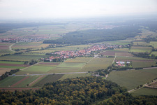 From the southwest in Erlenbach bei Kandel in the state Rhineland-Palatinate, Germany