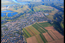 Aerial view of View of the town from the northwest in the district Sondernheim in Germersheim in the state Rhineland-Palatinate, Germany