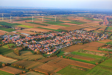 Aerial view of Village overview from the southwest in Minfeld in the state Rhineland-Palatinate, Germany