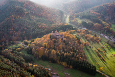 Oblique view of Erlenbach, Berwartstein Castle in Erlenbach bei Dahn in the state Rhineland-Palatinate, Germany