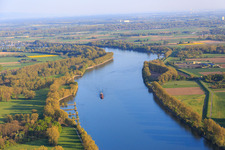 Course of the Rhine in Gimbsheim in the state Rhineland-Palatinate, Germany