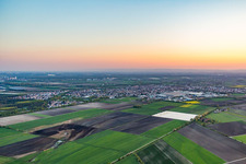 UL, downwind approach in Bürstadt in the state Hesse, Germany