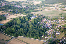 Castle of Schloss Chouzy-sur-Cisse in Chouzy-sur-Cisse in Centre-Val de Loire, France