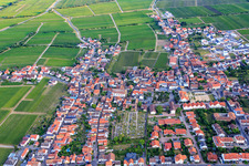 Wine-growing village on the edge of the Haardt from the north in the district Diedesfeld in Neustadt an der Weinstraße in the state Rhineland-Palatinate, Germany