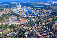 Grünwinkel industrial area and Karlsruhe Rhine ports from the east in the district Mühlburg in Karlsruhe in the state Baden-Wuerttemberg, Germany