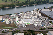 Building and production halls on the premises of the chemical manufacturers Grace GmbH on the river bank of the Rhine in Worms in the state Rhineland-Palatinate, Germany