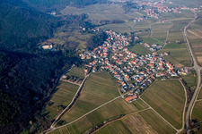 Village - view on the edge of agricultural fields and farmland in Gleisweiler in the state Rhineland-Palatinate, Germany
