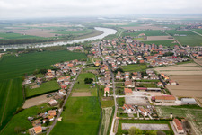 Donzella in Scovetta in the state Veneto, Italy