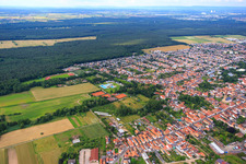 City view from the south with swimming park Bellheim and tennis hall Bellheim of the Tennis-Club Grün Weiss Bellheim eV in Bellheim in the state Rhineland-Palatinate, Germany