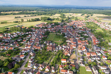 Aerial photograpy of From the west in the district Geinsheim in Neustadt an der Weinstraße in the state Rhineland-Palatinate, Germany