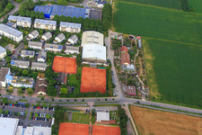 Aerial view of Tennis courts on both sides of Waildallee from TV Grün-Weiss Weinheim 1970 eV or Tennisclub Lützelsachsen as well as Tennishalle Lehr in Weinheim in the state Baden-Wuerttemberg, Germany