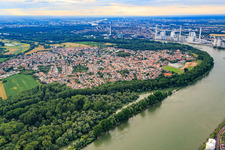 View of the town on the banks of the Rhine from the south in Altrip in the state Rhineland-Palatinate, Germany