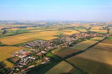 Overview of the town from the northwest in Undenheim in the state Rhineland-Palatinate, Germany