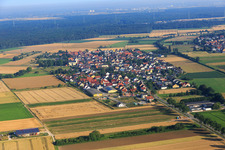 From the southeast in the district Schwanheim in Bensheim in the state Hesse, Germany