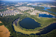 Refinery equipment and management systems on the factory premises of the mineral oil manufacturers Mineraloelraffinerie Oberrhein in the district Knielingen in the state Baden-Wurttemberg
