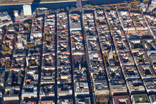 Square city in the horseshoe of the Ring in the district Innenstadt in Mannheim in the state Baden-Wuerttemberg, Germany