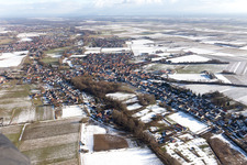 District Ingenheim in Billigheim-Ingenheim in the state Rhineland-Palatinate, Germany seen from above