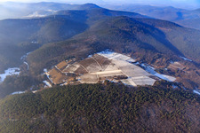 Aerial view of Haardtrand-Wolfsteig in winter in Pleisweiler-Oberhofen in the state Rhineland-Palatinate, Germany