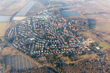 Oblique view of Town View of the streets and houses of the residential areas in the district Huettenfeld in Lampertheim in the state Hesse, Germany