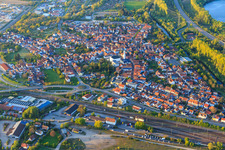 View of the town from the south beyond the railway line with Wörth (Rhein) Old Railway Maintenance Office, Südpfalzwerkstatt gGmbH, Netto Marken-Discount in Wörth am Rhein in the state Rhineland-Palatinate, Germany