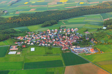Village - View from the west with The Savvy Center - Joshua Burke and Nina Gassner and Kfz-Weis GmbH & Co.KG in the district Brebersdorf in Wasserlosen in the state Bavaria, Germany