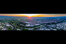 Panoramic perspective of Sunset over the countryside von Mainfranken in Schweinfurt in the state Bavaria, Germany