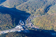 Building and production halls on the premises of Kartonfabrik Buchmann GmbH in the district Sarnstall in Annweiler am Trifels in the state Rhineland-Palatinate, Germany from above