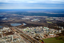 MIRO refinery on the Rhine in the district Knielingen in Karlsruhe in the state Baden-Wuerttemberg, Germany