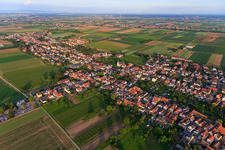 View of the town from the northwest in the district Rödersheim in Rödersheim-Gronau in the state Rhineland-Palatinate, Germany