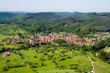 Village - view on the edge of agricultural fields and farmland in Weiterswiller in Grand Est, France