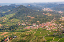 Oblique view of Albersweiler in the state Rhineland-Palatinate, Germany