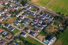 New development area Im Holderbusch in Minfeld in the state Rhineland-Palatinate, Germany from the plane
