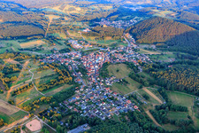 Village view in the Palatinate Forest from the west in the district Gossersweiler in Gossersweiler-Stein in the state Rhineland-Palatinate, Germany