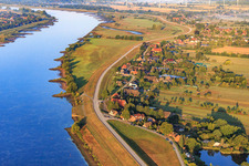 Altengammer main dike in the district Altengamme in Hamburg in the state Hamburg, Germany