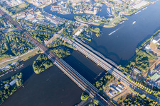 River bridge structures: Old Harburg Elbe Bridge, 17th of June Bridge, A253 motorway bridge and railway bridge over the Southern Elbe in the district Wilhelmsburg in Hamburg in the state Hamburg, Germany
