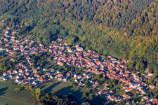 Bird's eye view of Ernolsheim-lès-Saverne in the state Bas-Rhin, France