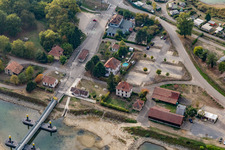 Seltz/Plittersdorf: Solar ferry across the Rhine in the district Plittersdorf in Rastatt in the state Baden-Wuerttemberg, Germany