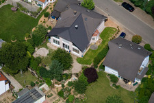 Klingbachstr in Steinweiler in the state Rhineland-Palatinate, Germany seen from above