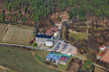 Arens Hotel 327m above sea level (House on the Vineyard) in the district SaintMartin in Sankt Martin in the state Rhineland-Palatinate, Germany