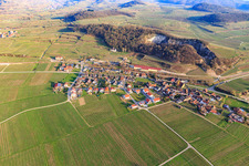 Winegrowing village on the Kaiserstuhl from the northwest in the district Oberrotweil in Vogtsburg im Kaiserstuhl in the state Baden-Wuerttemberg, Germany