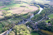 Dordogne Bridge in Vitrac in the state Dordogne, France