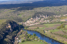 La Roque-Gageac in the state Dordogne, France viewn from the air