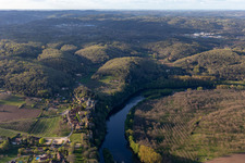 Oblique view of Montfort in Vitrac in the state Dordogne, France