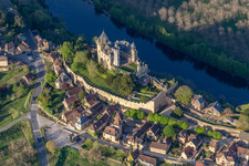 Aerial view of Castle of Montfort above the Dordogne in Vitrac in Nouvelle-Aquitaine, France