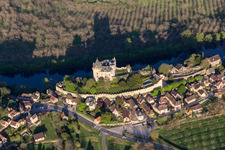 Montfort in Vitrac in the state Dordogne, France from the plane
