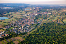 From the northwest in the district Forchheim in Rheinstetten in the state Baden-Wuerttemberg, Germany