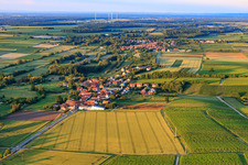 From the west in Hergersweiler in the state Rhineland-Palatinate, Germany