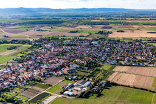 From the southeast in Zeiskam in the state Rhineland-Palatinate, Germany