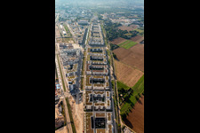 Residential area of the multi-family house settlement on Marie-Baum-Strasse - Gruene Meile - Eppelheimer Strasse in the district Bahnstadt in Heidelberg in the state Baden-Wurttemberg, Germany from the plane